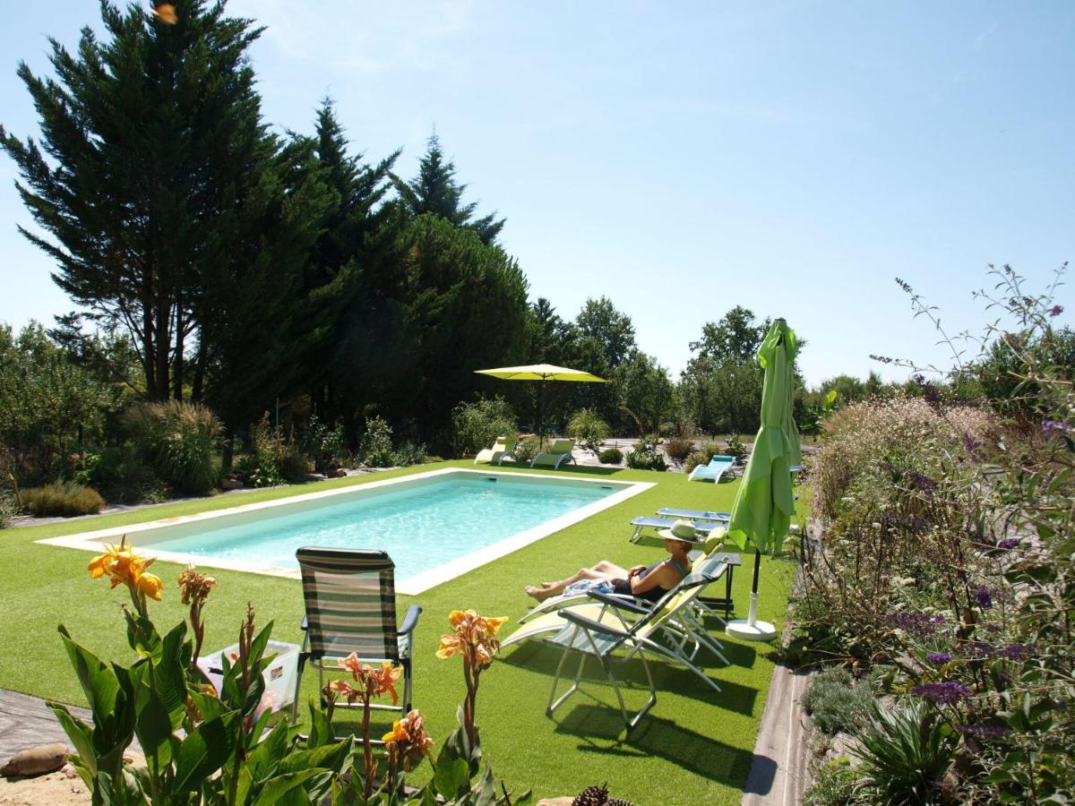 Cozy Cottage In Aquitaine With Private Swimming Pool Peyzac-le-Moustier Zewnętrze zdjęcie